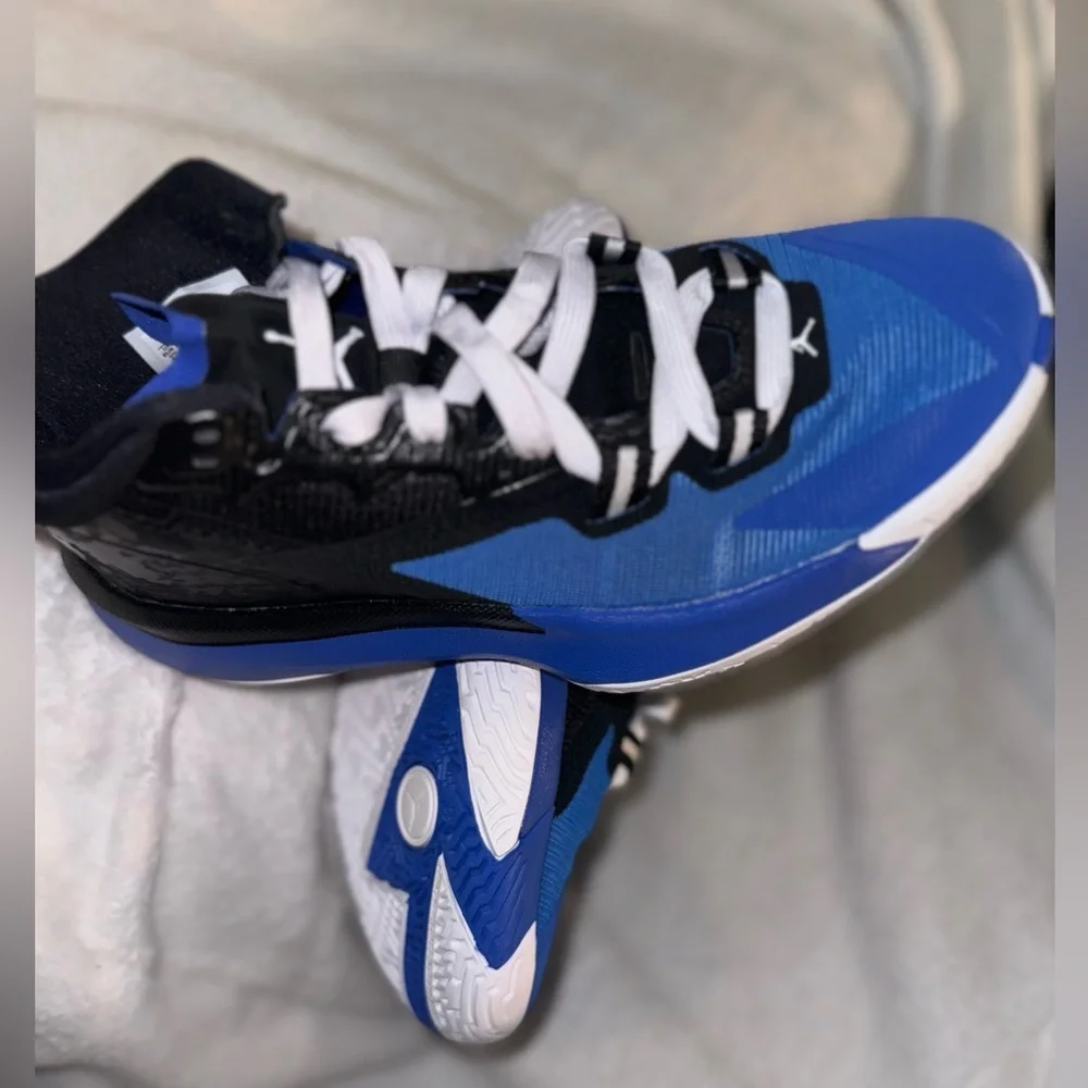Nike Jordan Zion 1 Mens Trainers Sneakers 7Y